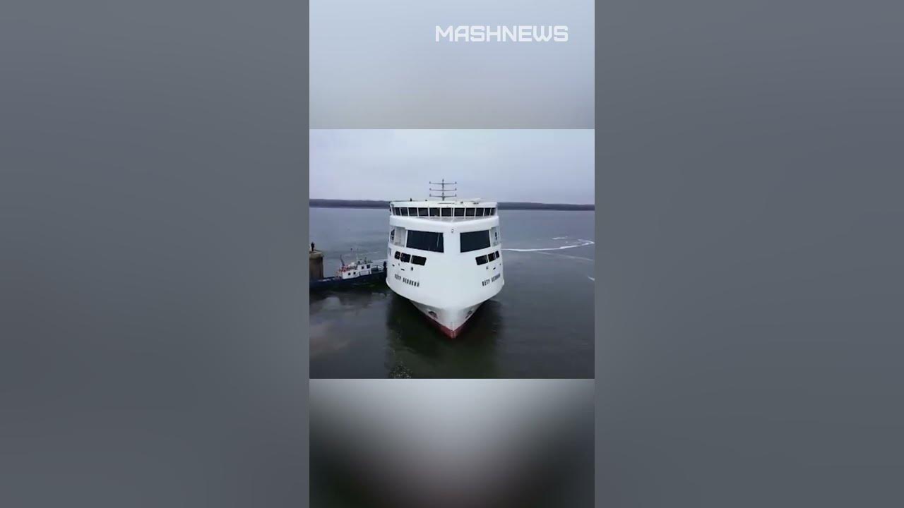 Круизный лайнер Петр Великий
