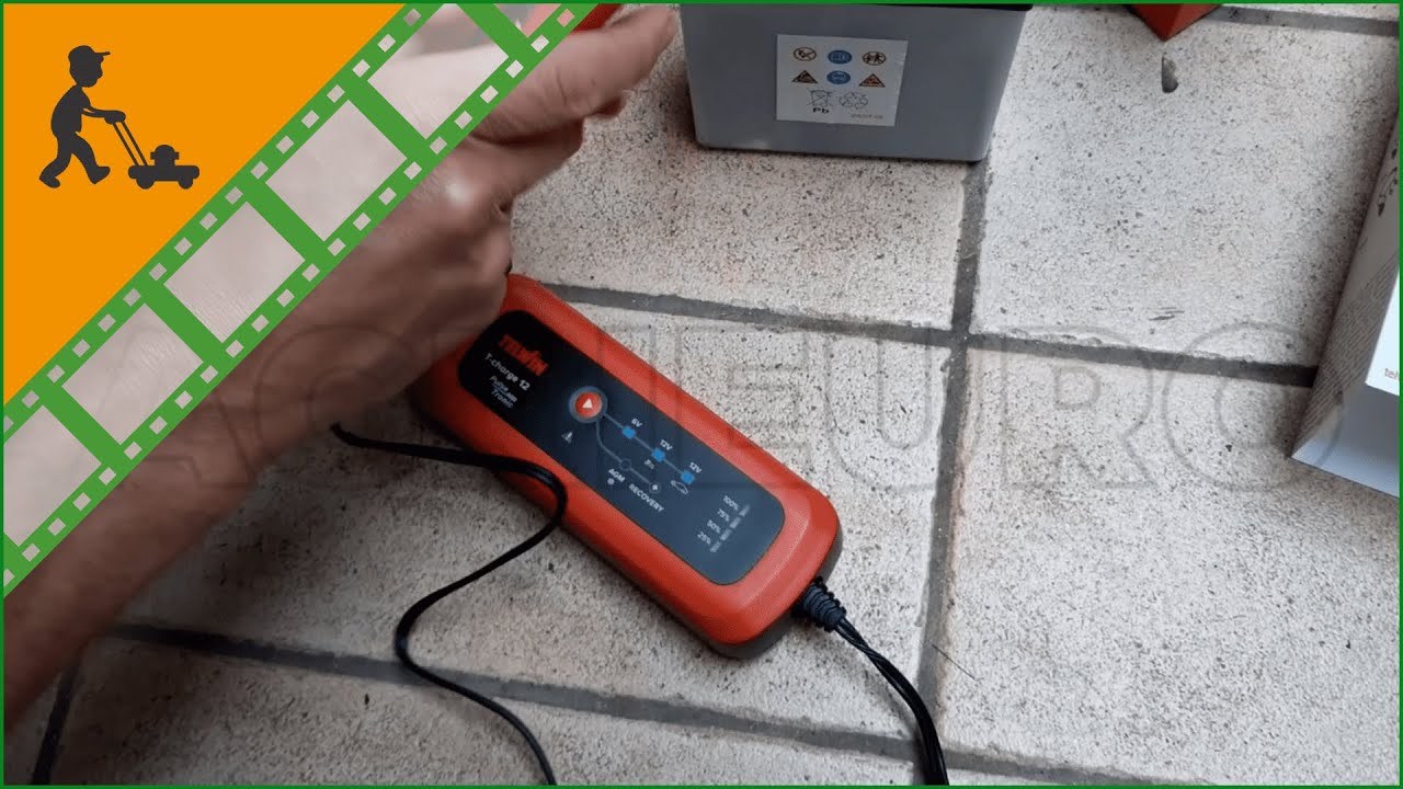 Telwin T-Charge 12 Battery Charger, Maintainer - Customer's operating video  - YouTube