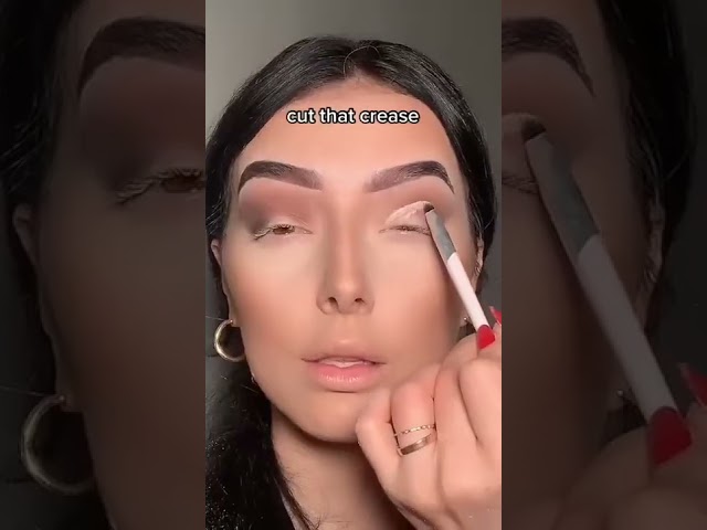 Makeup 💄by molchanovamua on TikTok #shorts #makeuptutorial #makeupartist