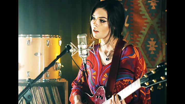 Elise Trouw - Radiohead Meets The Police (Live Loo...