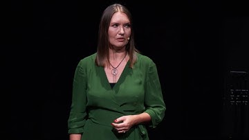 Talking Object. Changing the World with Circle Communication Rules | Aneta Pondo | TEDxKazimierz