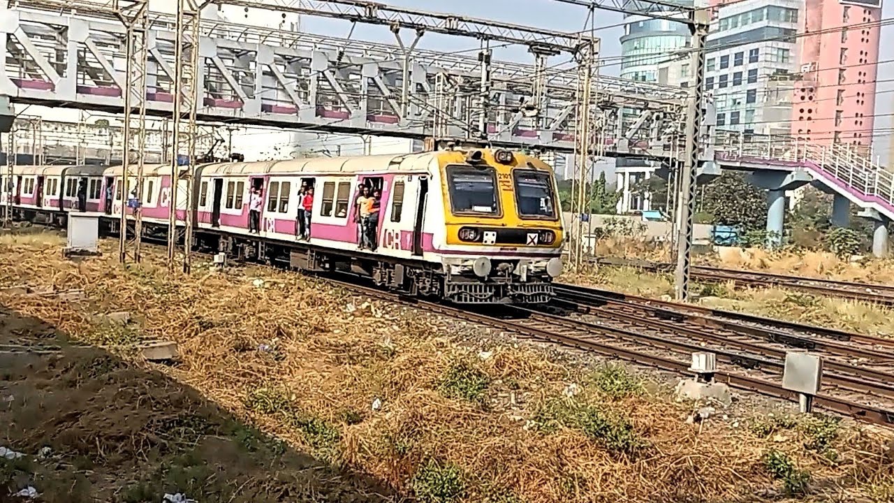 Mumbai EMU Speed Action Sanpada to Vashi journey Harbour Line 