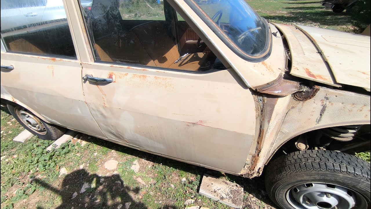 Renault R12 TL  right side doors  blacksmith
