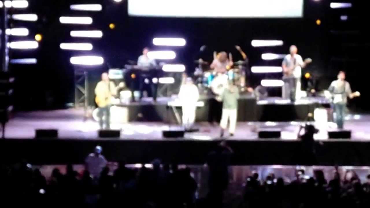 The Beach Boys - I Get Around, Live at the PNE (August 26, 2015) camera iphone 8 plus apk