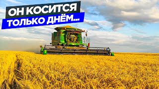 ☝Ещё светло, а ячмень уже не молотится. 🚜John Deere уходят на уборку яровой пшеницы.