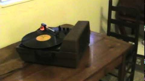 AudioTronics 328 Record Player