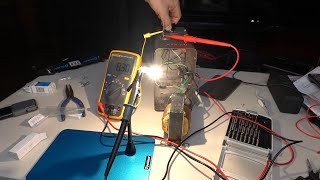 DIY 12V 100W AC microscope lamp power supply using a variable autotransformer (Variac).