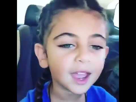 اللي عنده ضحكه زي ديه