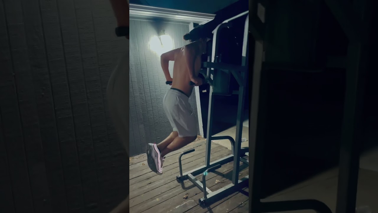 Mira 22 consecutive Dips 180lbs #gym #dips #pullups #natural #supreme #plantbased #calisthenics en YouTube Mira 22 consecutive Dips 180lbs #gym #dips #pullups #natural #supreme #plantbased #calisthenics en YouTube