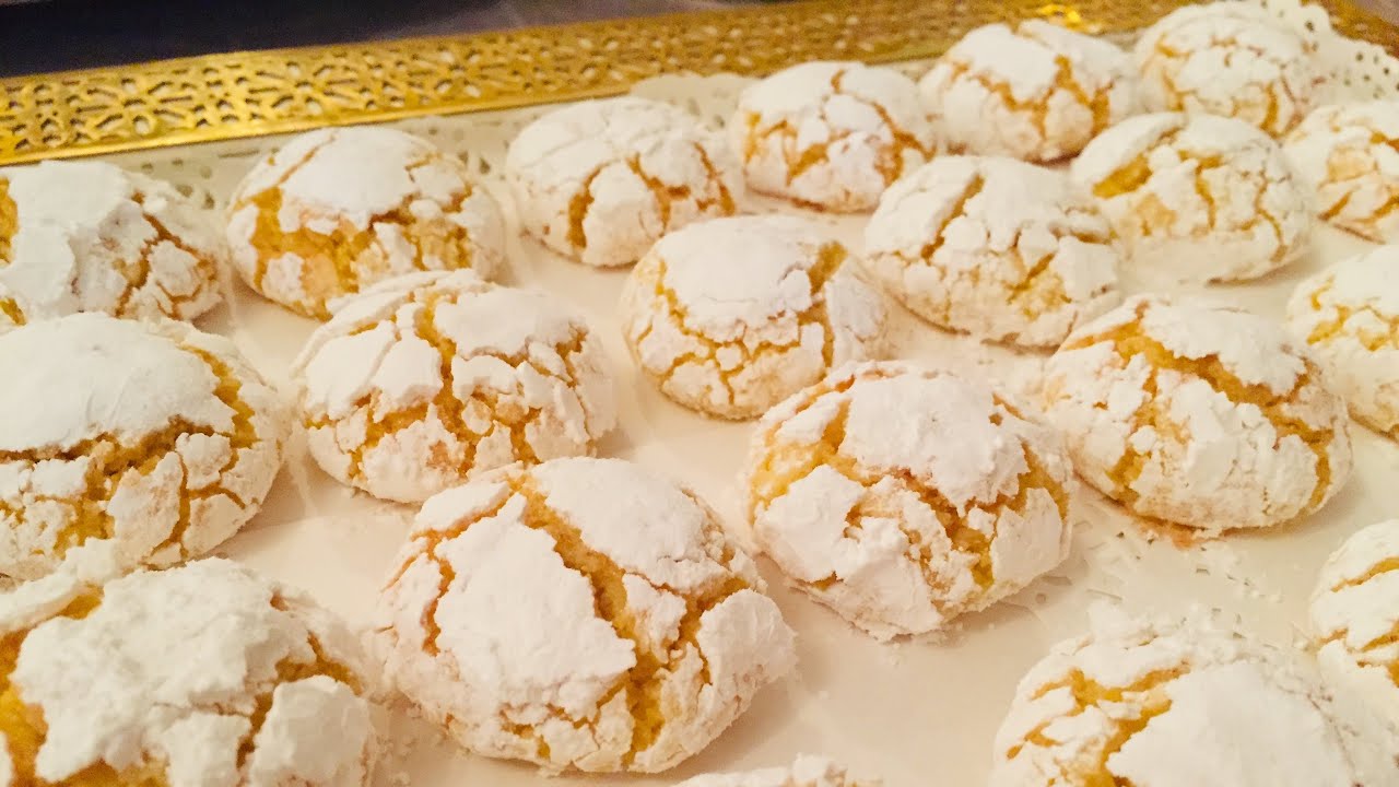 غريبة الكوك والسميد بكل اسرار نجاجها مقادير من اول مره تنجح معاك هشيشة و كذوب فالفم جربيها وردي عليا