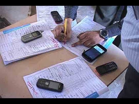 Dunya News Karachi Exam Centers Witness Cheating Via Cell Phones