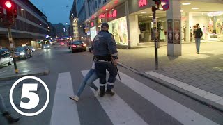 Tunnelbanan | Misshandel på Drottninggatan/Mäster Samuelsgatan i Stockholm Resimi