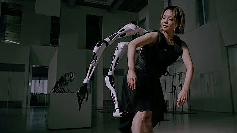 Scientists in Japan develop a wearable robot with 6 arms in a first step towards a cyborg future - DayDayNews
