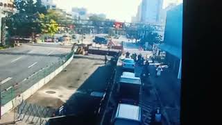 3721次600型通過台南市北區東豐路平交道