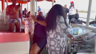 Download Lagu PhagTawlk - We Back To The Show MP3 Download Lagu PhagTawlk - We Back To The Show MP3