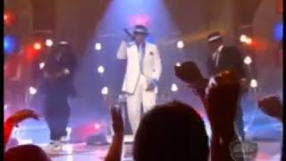 Chris Brown - Bet Awards 2006 Guimme That