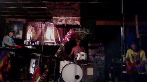 SkunkApe - trippy blues jam 1