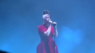 Watch Le Tigre Shred A video