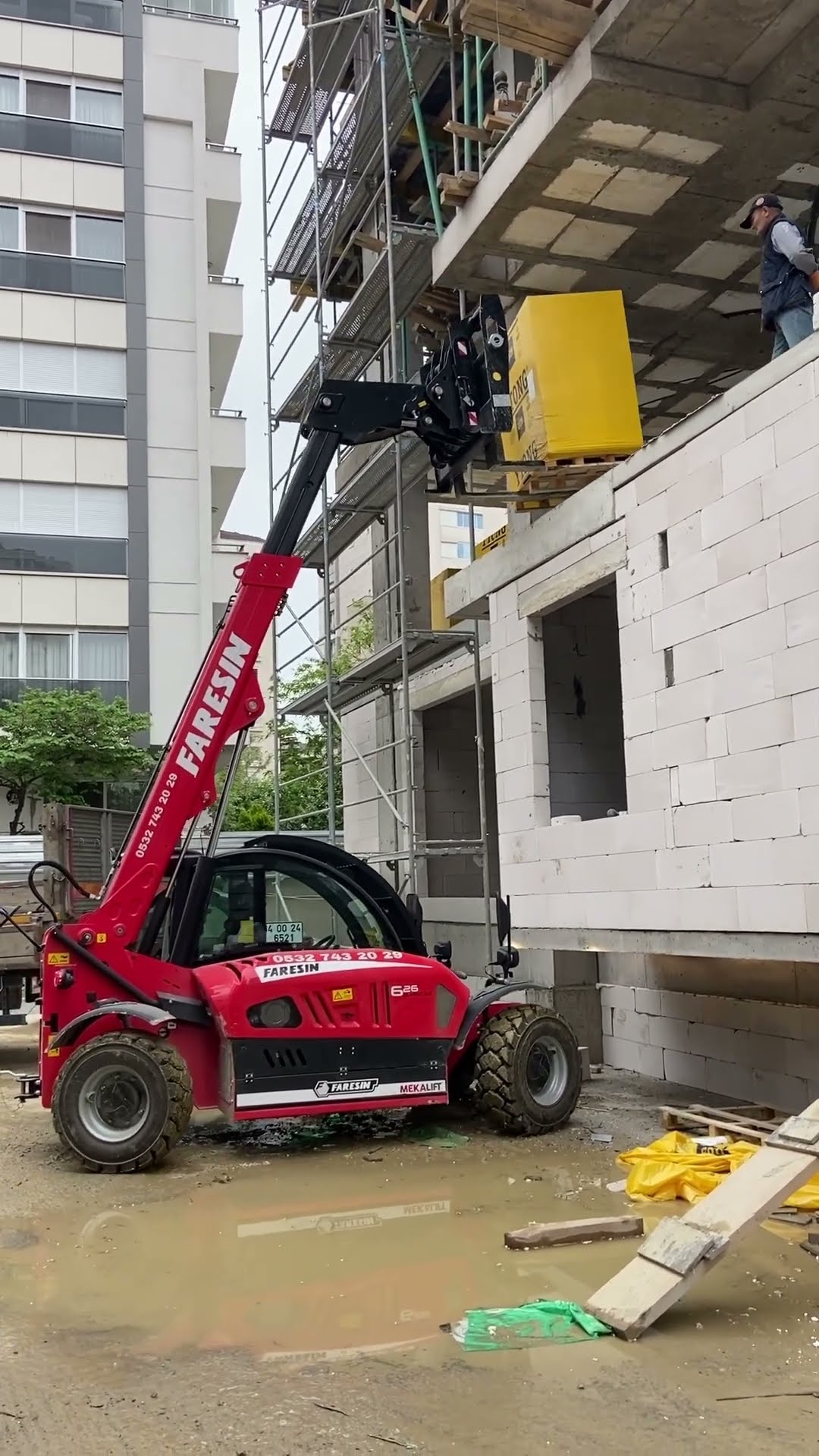 6 metrelik Manitou telehandler kiralama