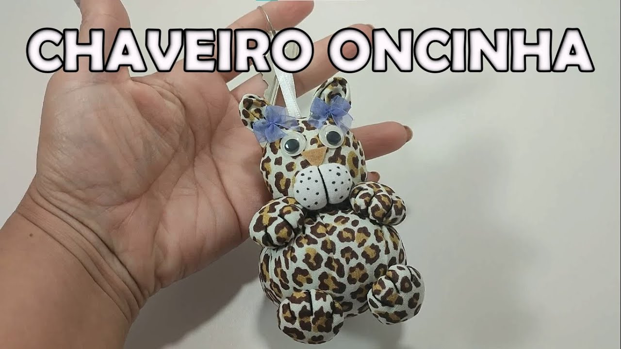Chaveiro Oncinha de Fuxico