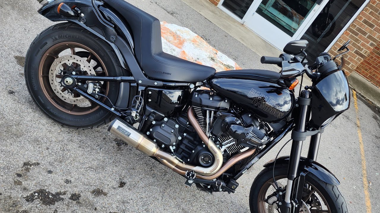 Low Rider S Wheelies - YouTube