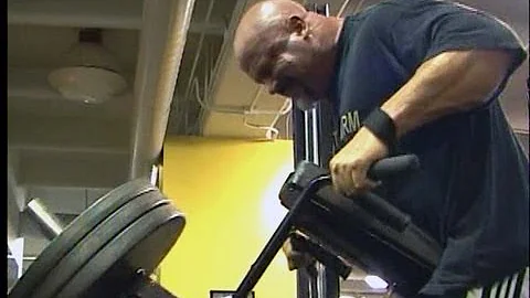 Pro wrestler Terry Warlord Szopinski with bodybuil...