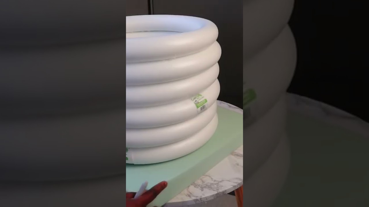 DIY : ottoman from dollar tree foam 