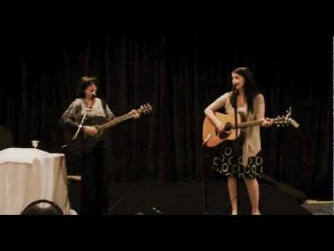 Emily Aronoff & Beth Schafer Rock 'Sabbath Prayer'...