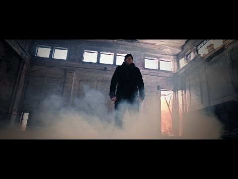 Mr.Busta km. Bódi Bettina - Híradó [OFFICIAL MUSIC VIDEO]