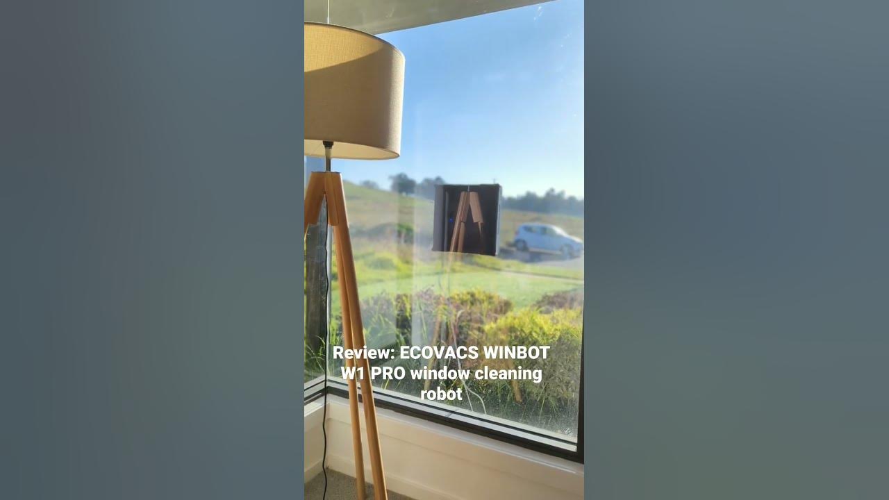 Review: ECOVACS WINBOT W1 PRO window cleaning robot 