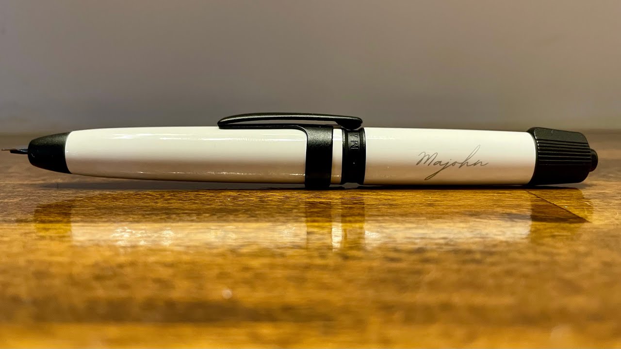 Majohn A3 - Moonman's take on the Pilot Vanishing Point LS - YouTube