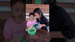 Download Lagu nuha minta tambah air terus #trendingshorts MP3