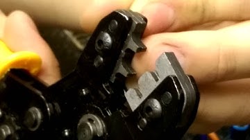 How to attach\crimp JR servo plugs.