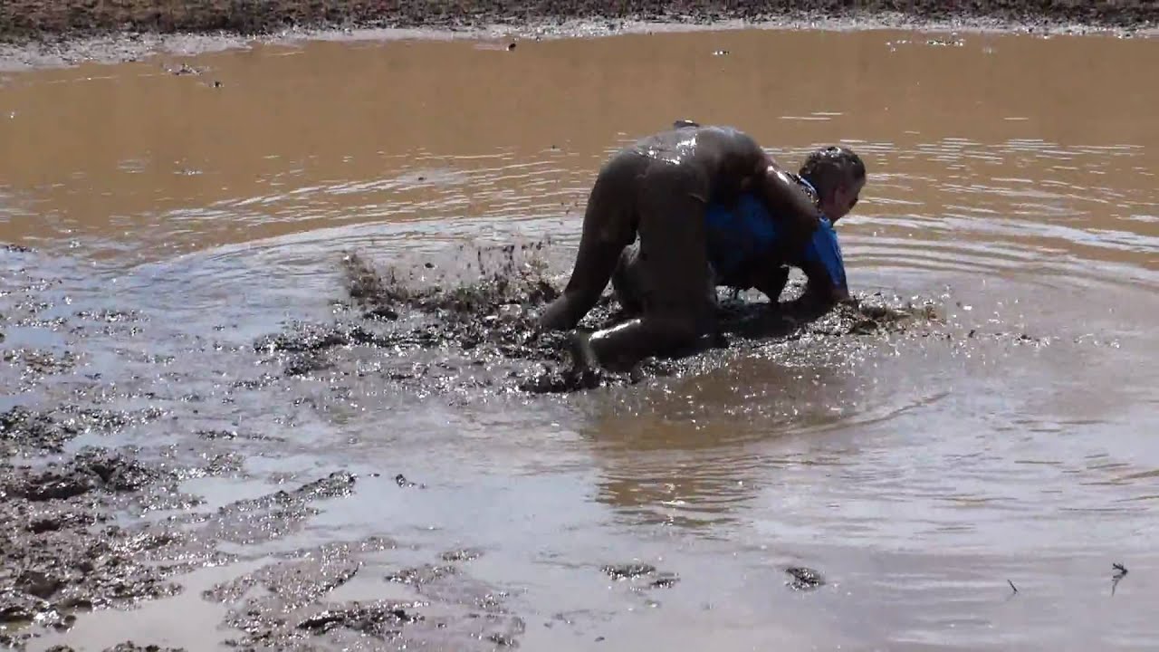 Mud Wrestling in the dam at Wyndhurst - YouTube