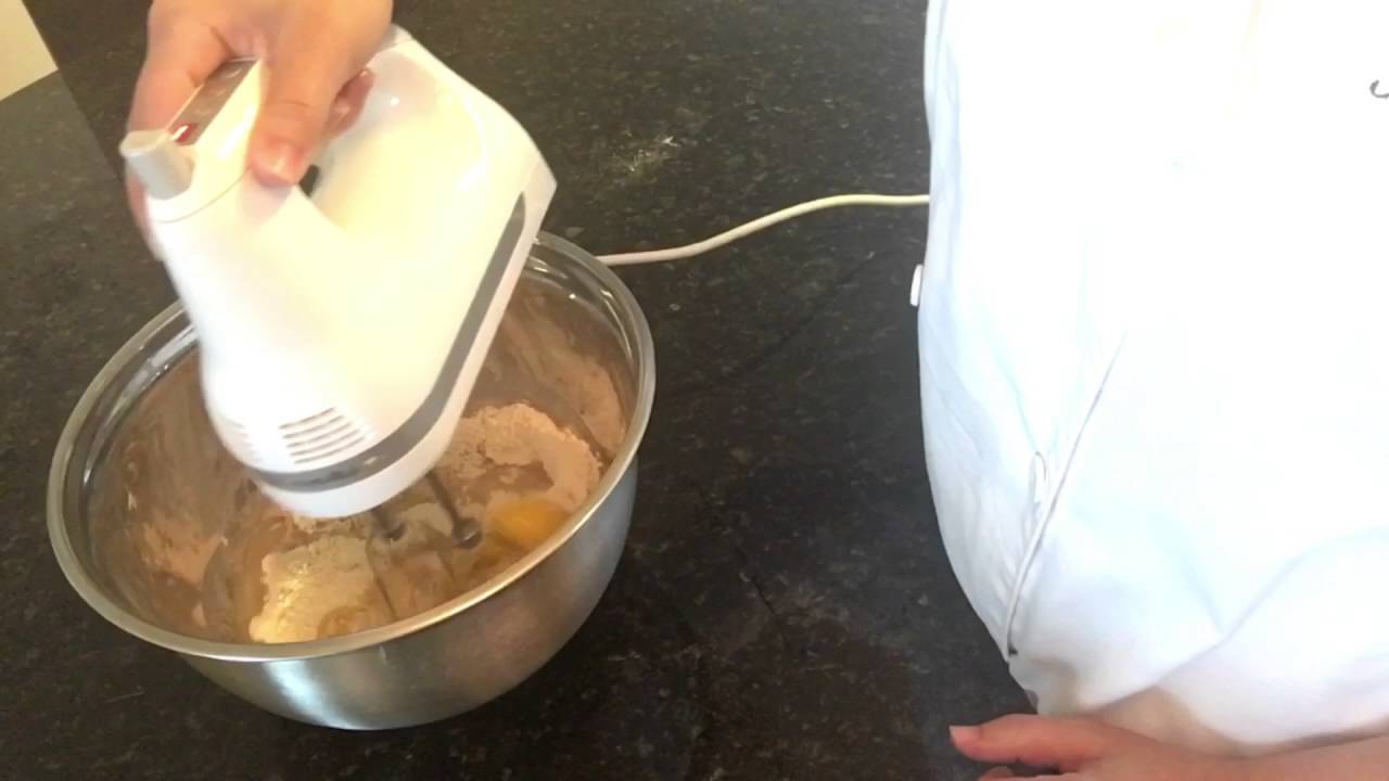 Baking Cupcakes With PastryBase Mix