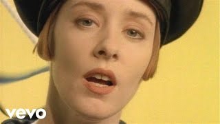 Video thumbnail of "Suzanne Vega - Book Of Dreams"