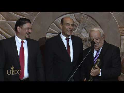 وقائع تكريم الفنان الكبير احمد بدير في مهرجان اوتنابشتم الدولي للابداع من دار السلام بغداد