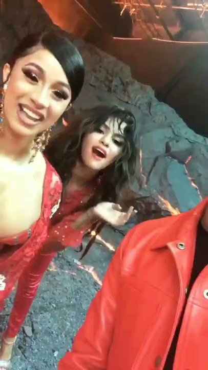 Selena Gomez, Cardi B, Ozuna & DJ Snake Speaking French On The Set Of Taki Taki 