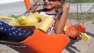 Elifin park keyfi, bayram harçlıkları ile oyuncak alıyoruz, eğlenceli çocuk videosu