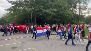 Pogledajte kako navijači Hrvatske pjevaju u Danskoj