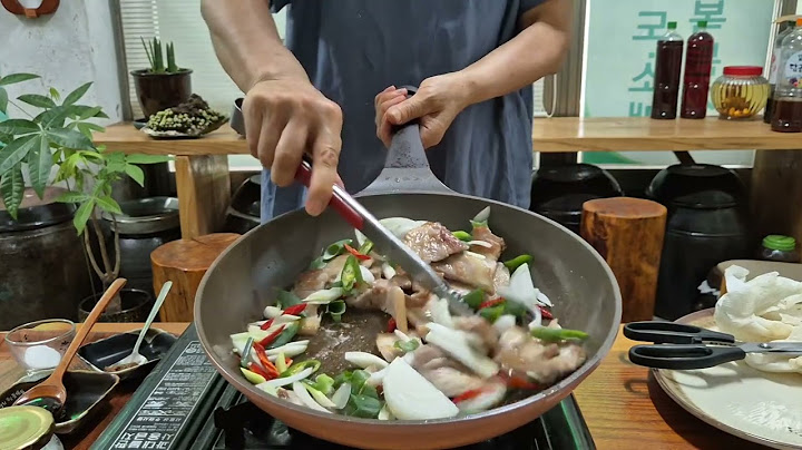 삼겹살에 이것 넣고 볶아 주세요
