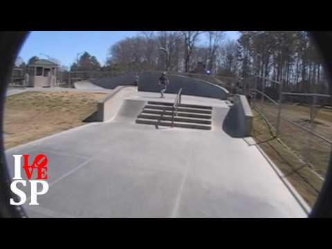 iloveskateparks.com tour - Woodstock Skate Plaza - by iloveskateparks.com