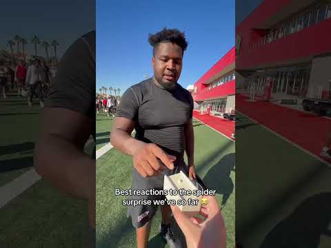 The trust fall 💀 (via unlvfb/TT)