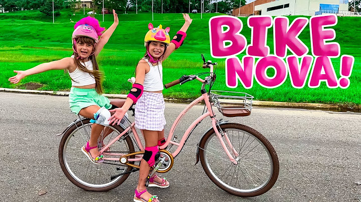Laurinha ganhou uma BICICLETA NOVA !