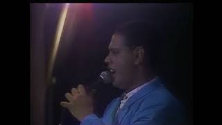 Fernando villalona -  Mi Debilidad ( en vivo) 90’s