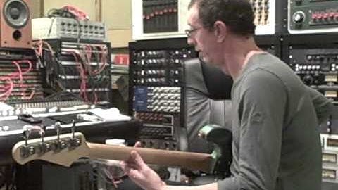 Alain Clark & Pino Palladino in the studio - Love Is Everywhere (recording Bass)