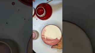 Kiraz Desenli Kırmızı Fincan Seti Boyama Aşaması Cherry-Patterned Coffee Cup Set Painting Process