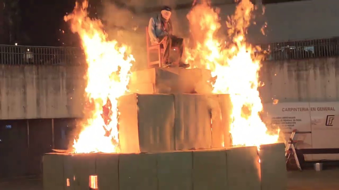 Quema Marimanta 2026. Asociación de vecinos de Santa Marina. Badajoz.