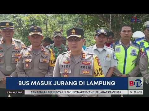 Bus Rombongan Bekasi Masuk Jurang Sedalam 50 Meter di Lampung | Berita Satu @BeritaSatuChannel