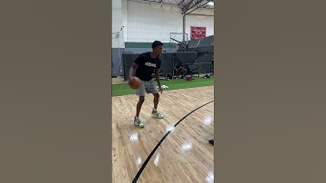 Zay Roby & Delon Wright downhill attack into a euro finish 🔥 #shorts